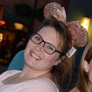 Meet your Posher, Aunesty